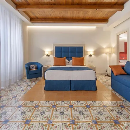 Maison Amalia بيت ضيافة سورينتو